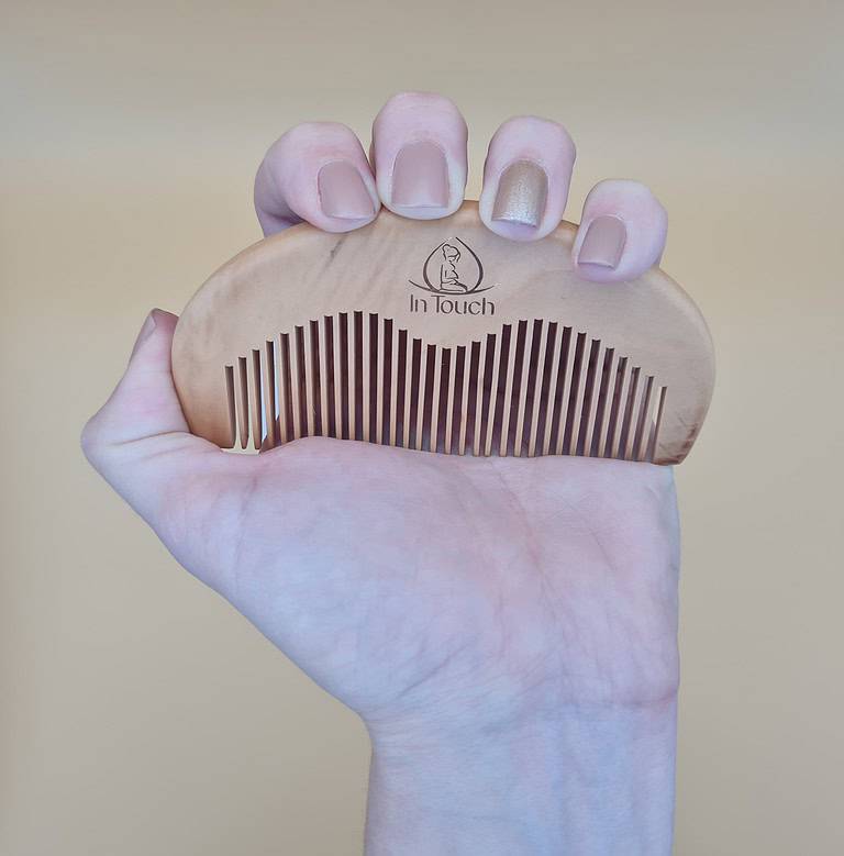 Can a comb really help during labour and birth?